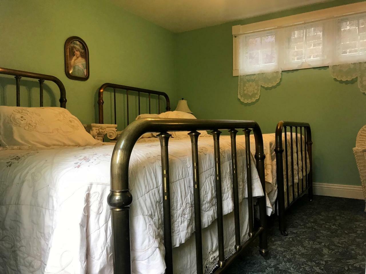 Andor Wenneson Historic Inn Peterson 外观 照片