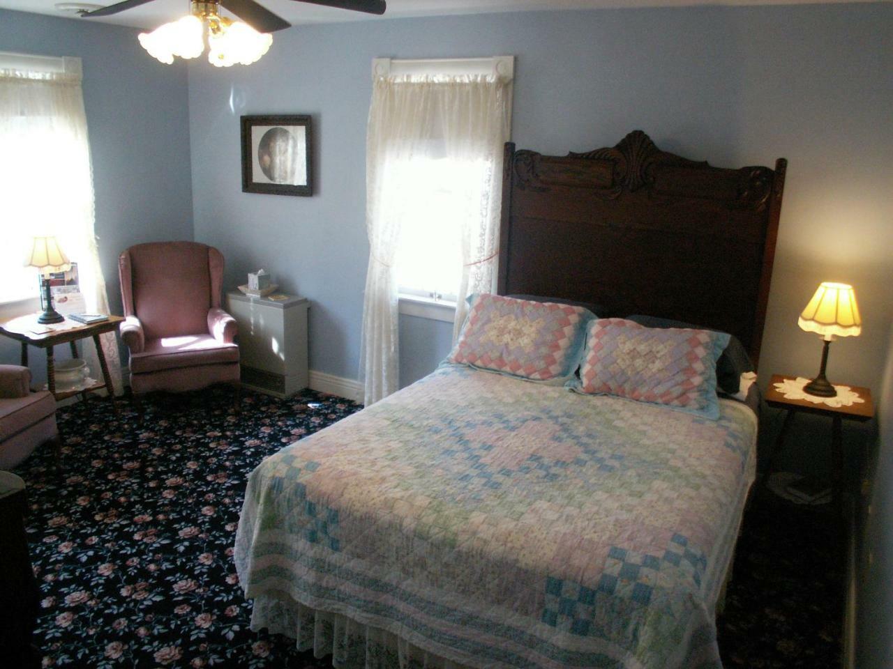 Andor Wenneson Historic Inn Peterson 外观 照片