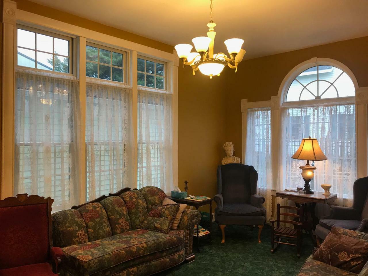 Andor Wenneson Historic Inn Peterson 外观 照片