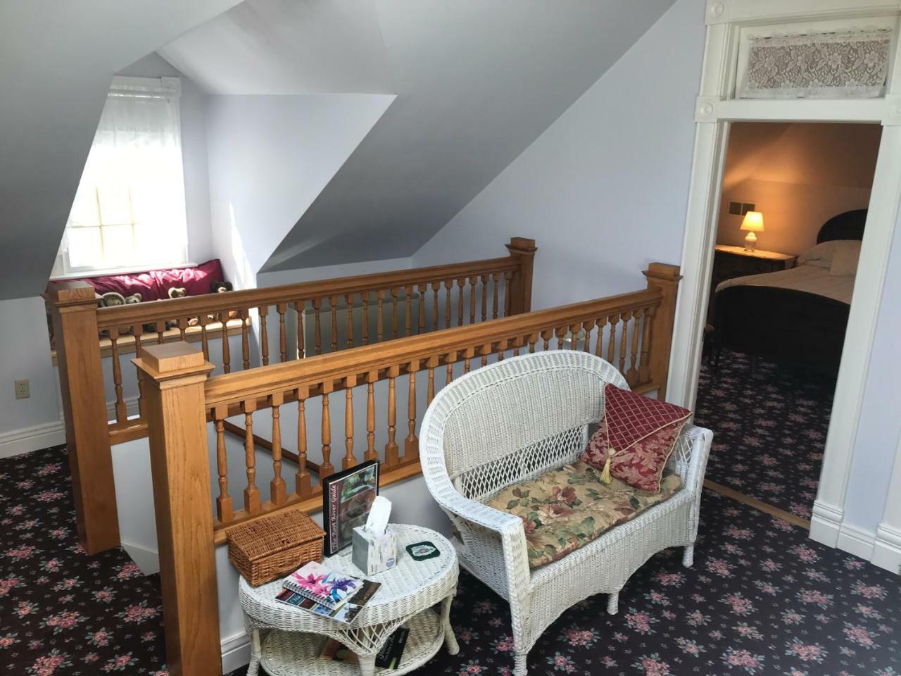 Andor Wenneson Historic Inn Peterson 外观 照片
