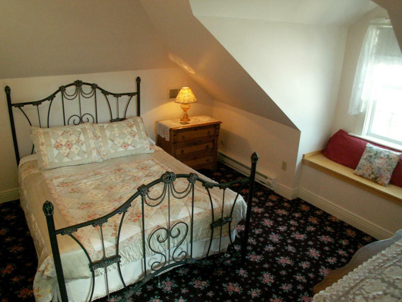 Andor Wenneson Historic Inn Peterson 外观 照片
